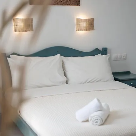 Ikaros & شقة فندقية Naxos City