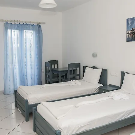 Ikaros & شقة فندقية