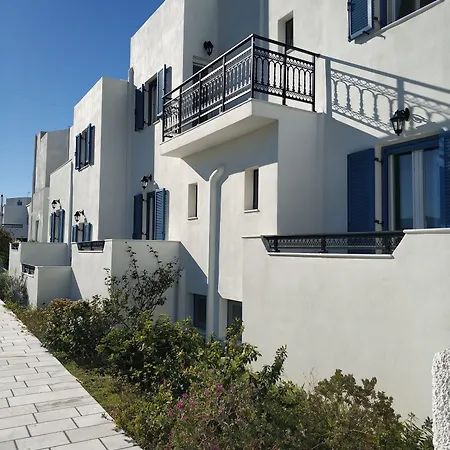 Ikaros & شقة فندقية 4*