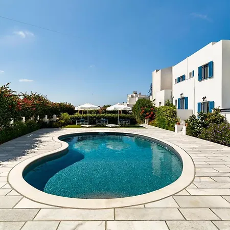 Aparthotel Ikaros & 3*