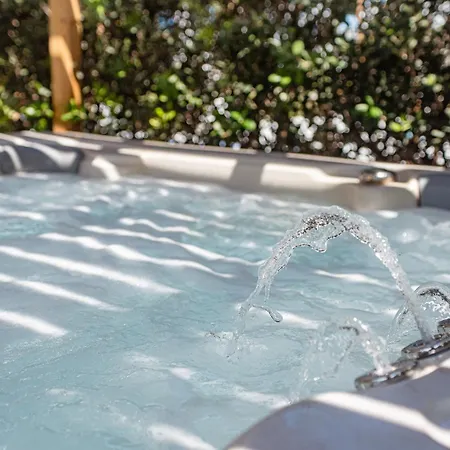 Ikaros & アパートホテル