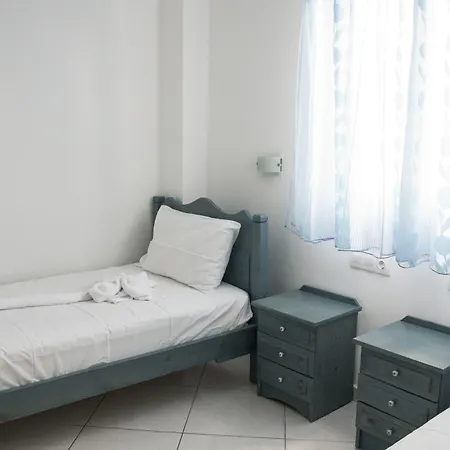 Ikaros & アパートホテル