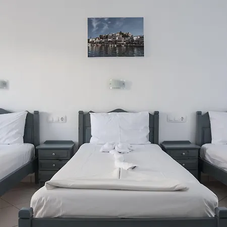 アパートホテル Ikaros &