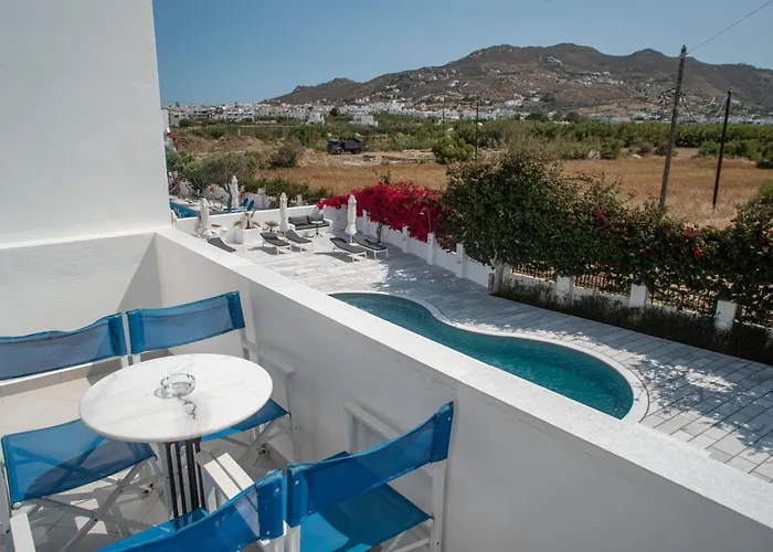Ikaros & Aparthotel Naxos City