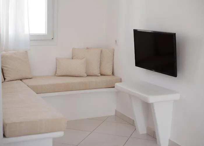 Aparthotel Ikaros & Naxos City